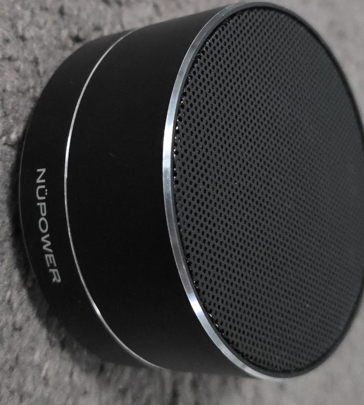 Nüpower Portable Bluetooth Speaker - Black