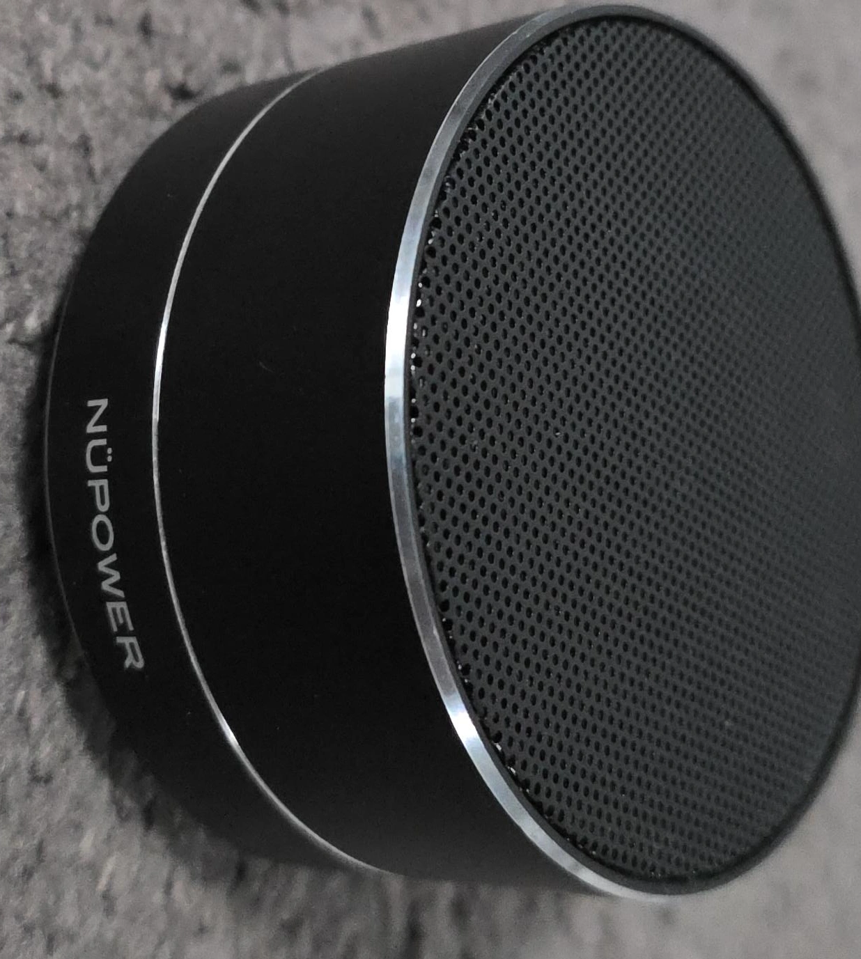 Nüpower Portable Bluetooth Speaker - Black