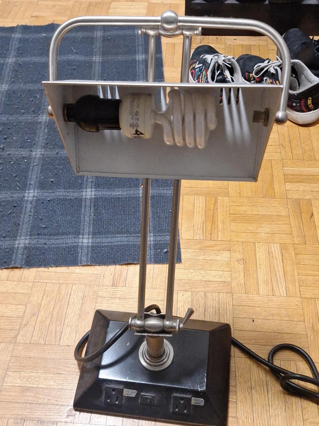 Vintage Desk Lamp with Outlets thumbnail