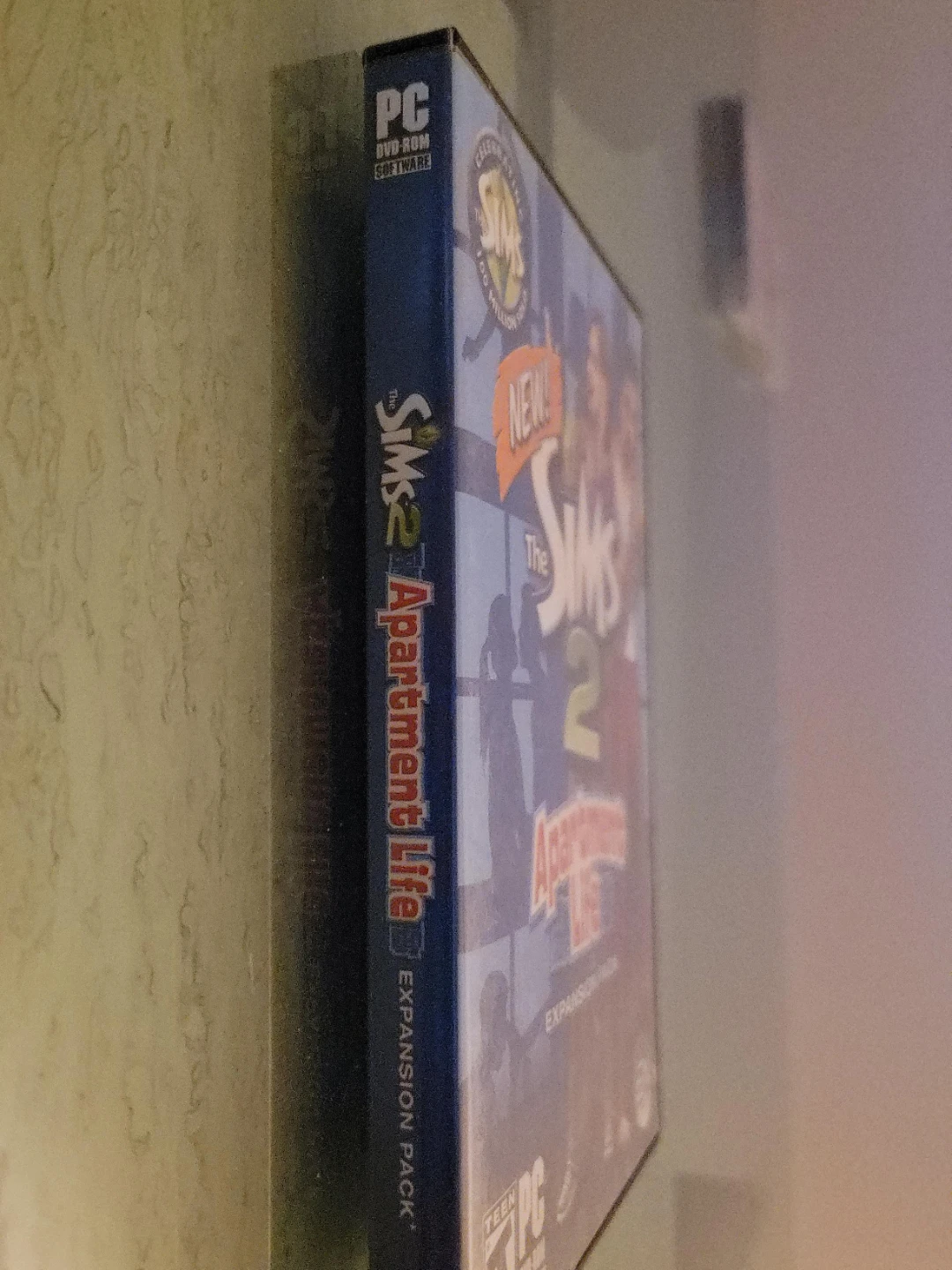 The Sims 2 Apartment Life Expansion Pack for PC thumbnail