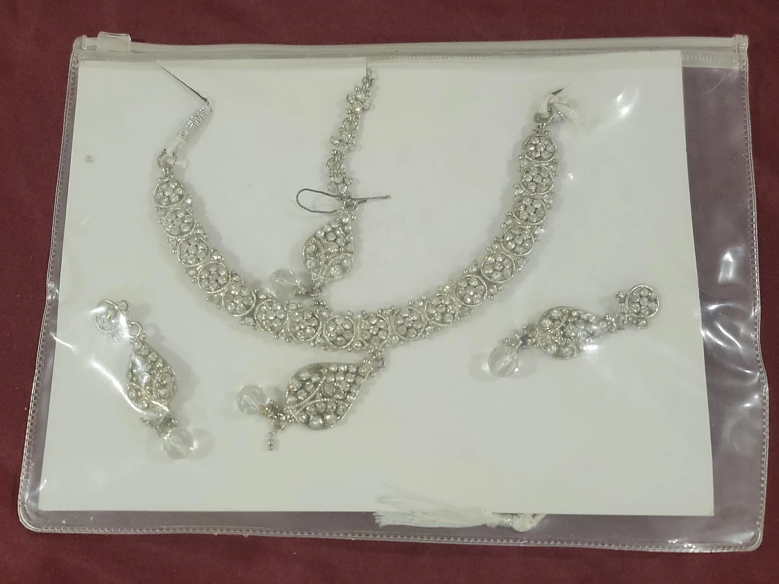 Necklace & Earring Set - Silver