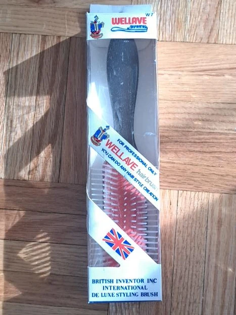 Wellave De Luxe Styling Brush - New in Box