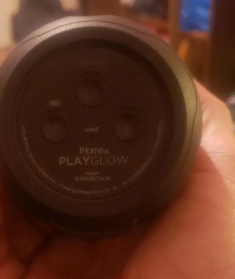 iHome PlayGlow Bluetooth Speaker Model iBT800BLEv24