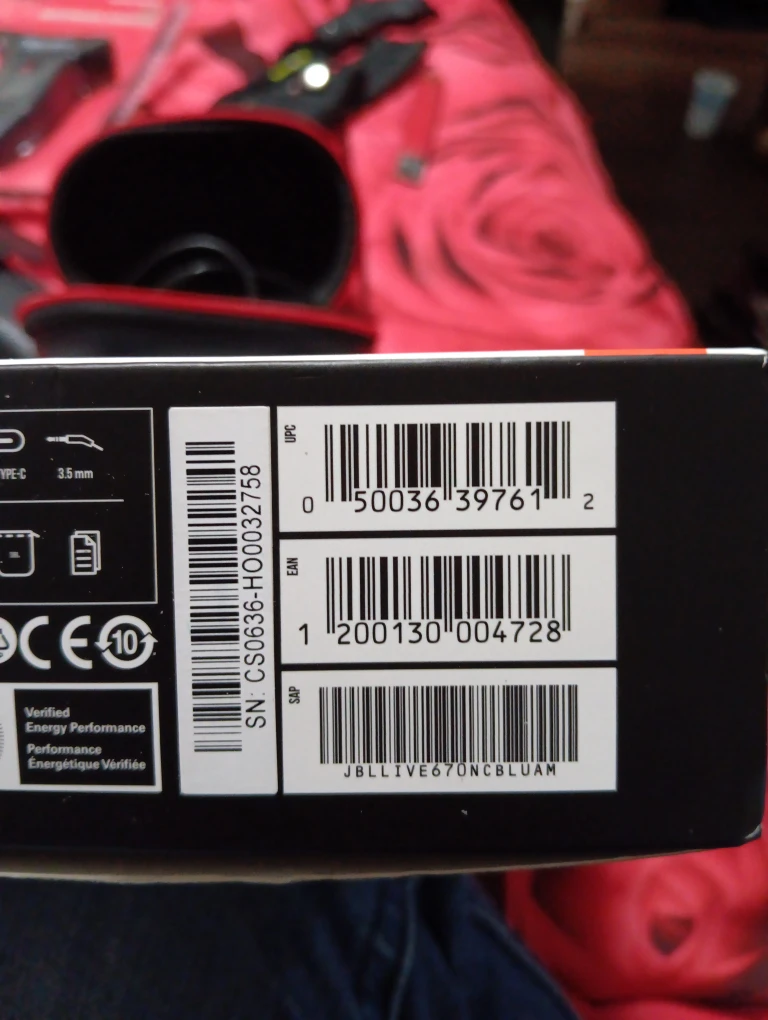 JBL LIVE 670NC Blue Wireless Headphones - New