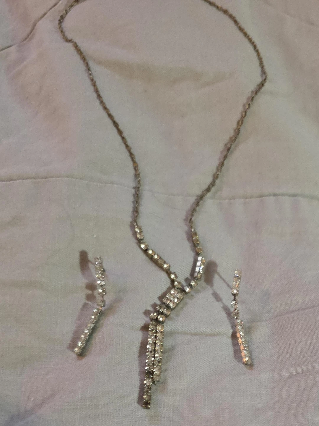 Rhinestone Necklace and Earring Set image indicator(2)