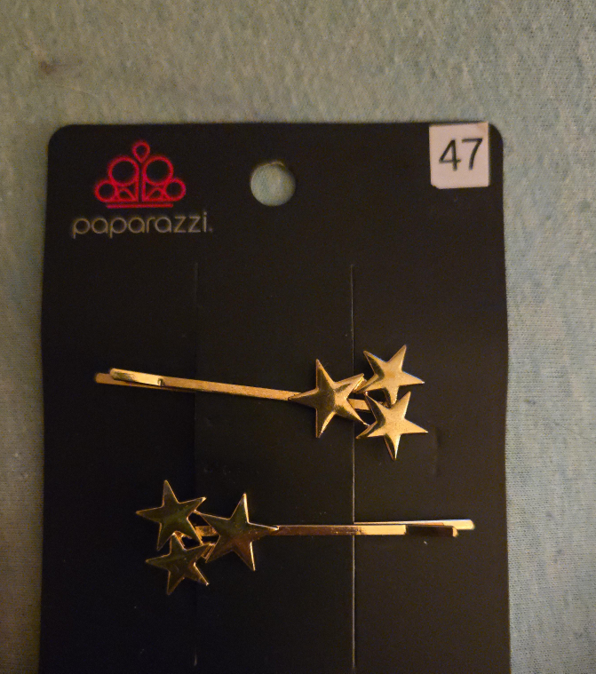 Paparazzi Suddenly Starstruck Gold Hair Clips - New