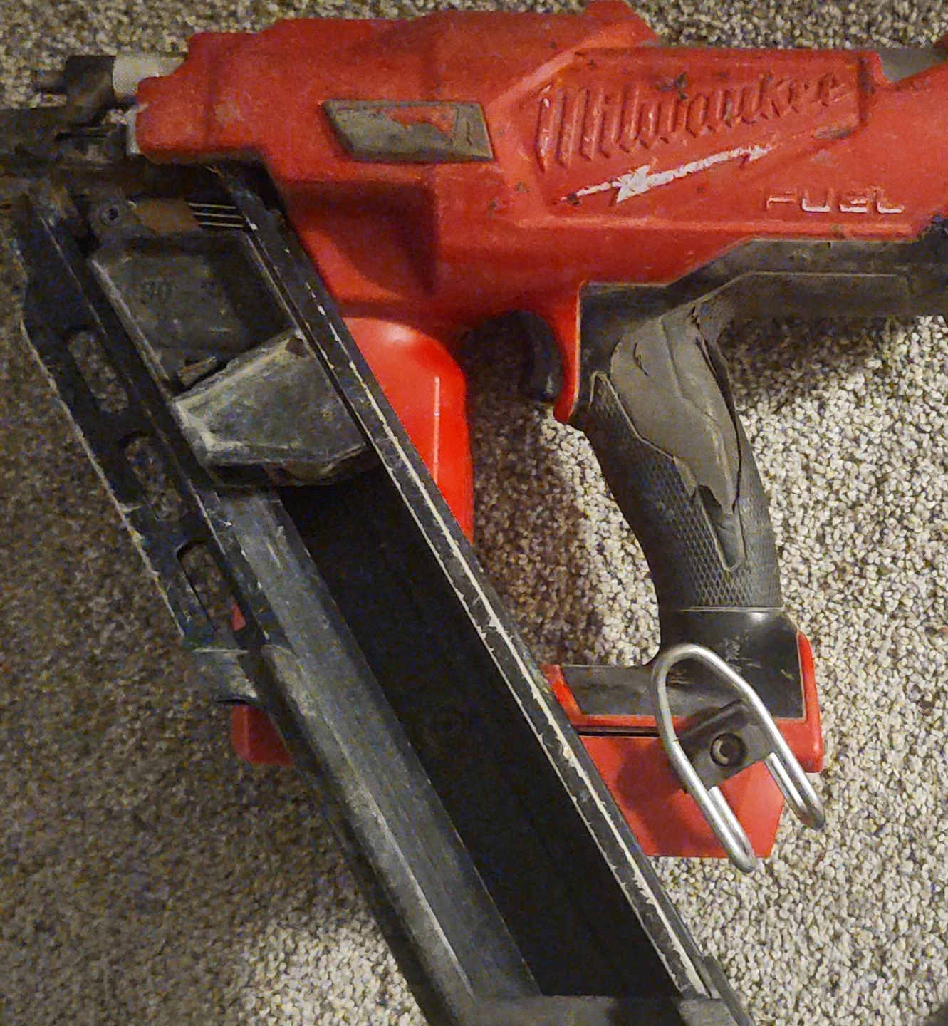Milwaukee M18 FUEL 30° Framing Nailer