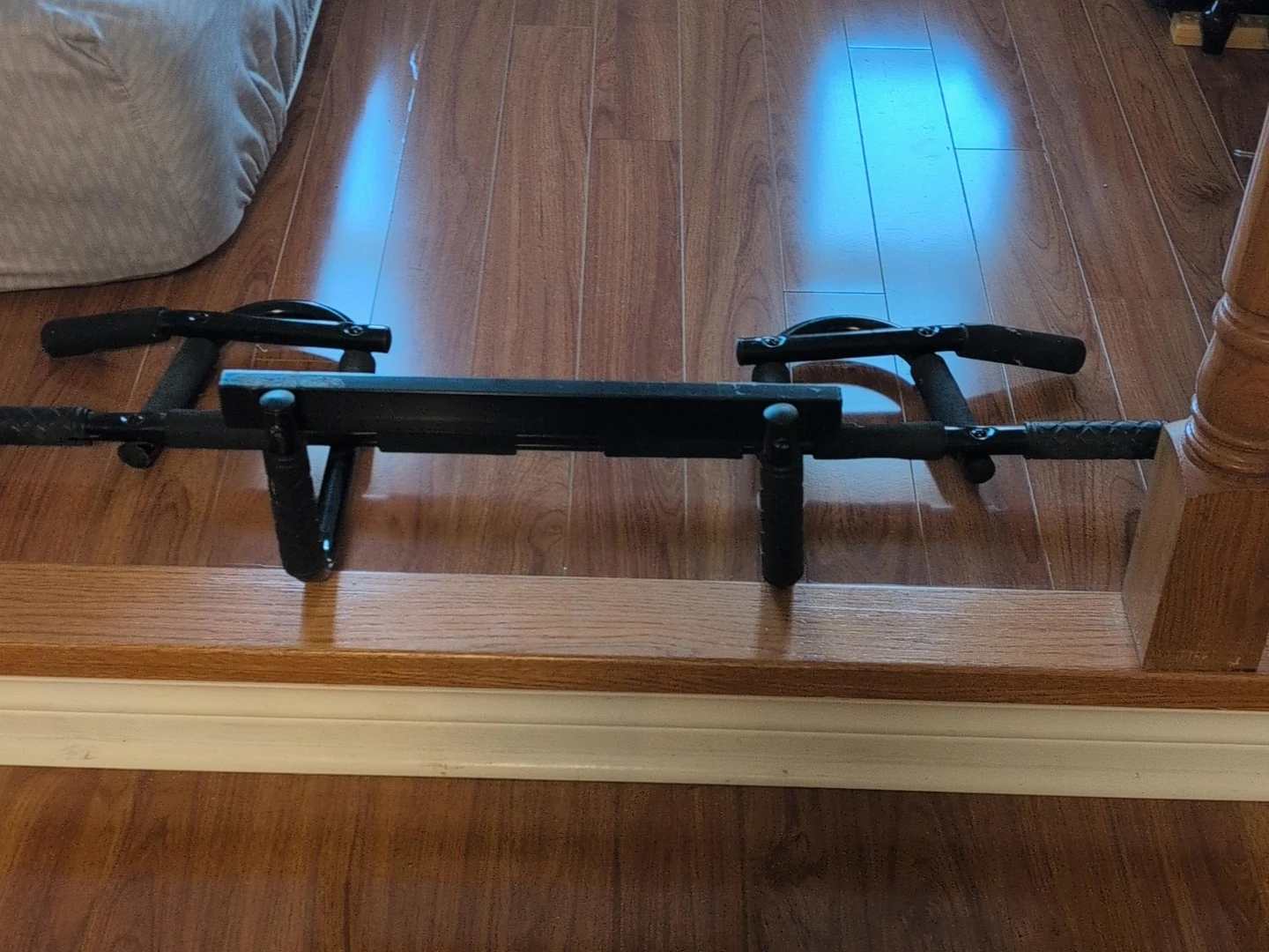 Pull-Up Bar image indicator(1)