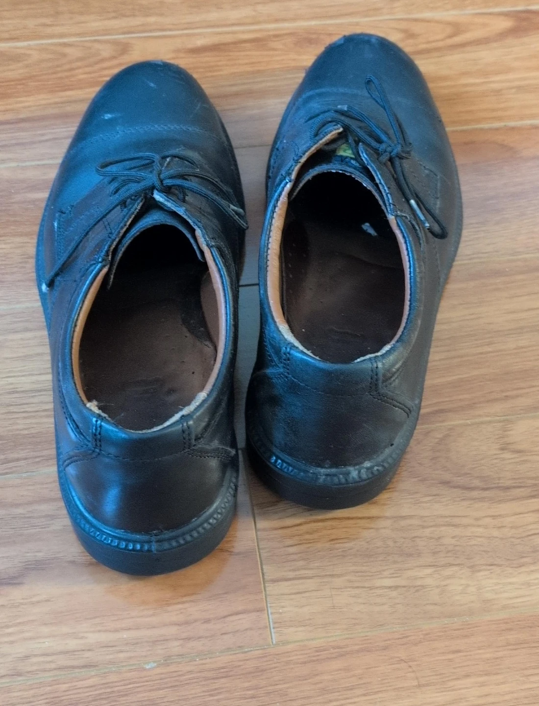 Black Leather Dress Shoes thumbnail