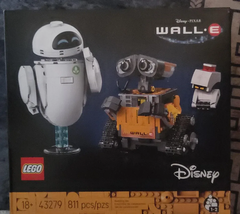 New LEGO Disney Pixar WALL-E Set 43279