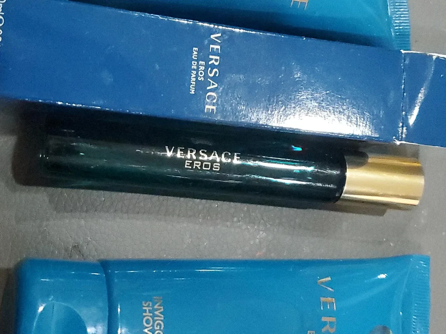 Versace Eros Travel Set: Eau de Parfum, Shower Gel, Balm