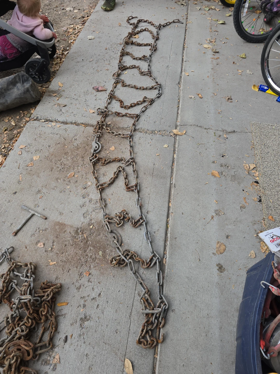 Used Tire Chains - For Traction on Snow/Ice image indicator(1)
