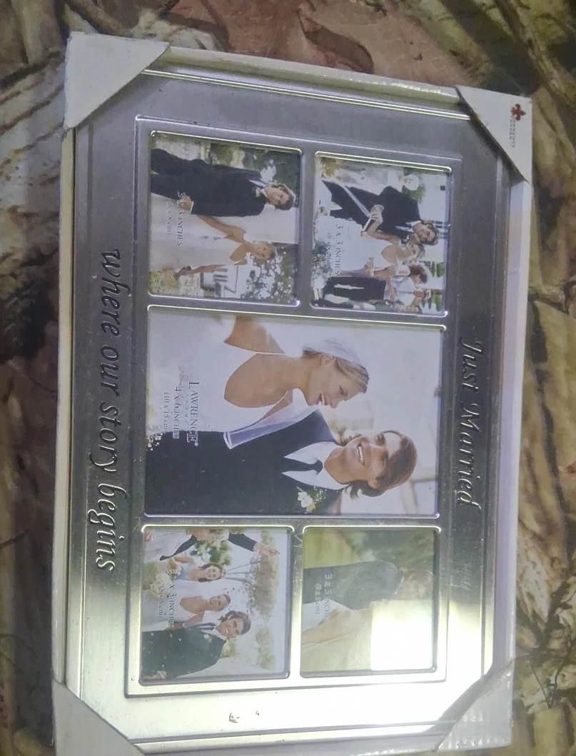 Lawrence 'Just Married' Picture Frame image indicator(1)