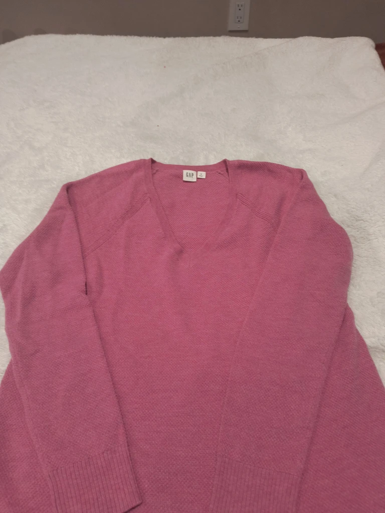 GAP Pink V-Neck Sweater - Size S