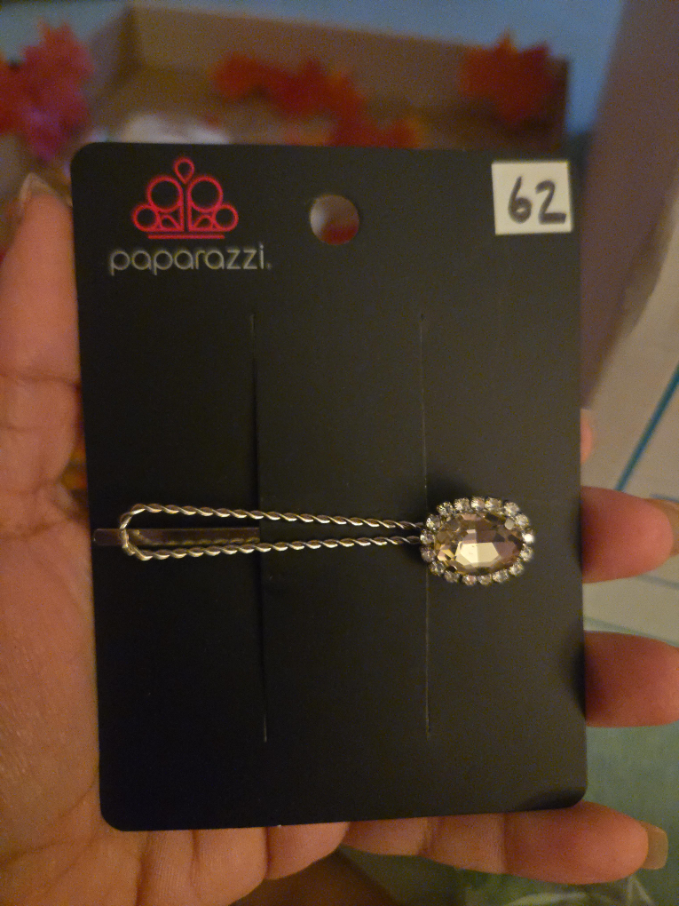 Paparazzi Hair Clip - New