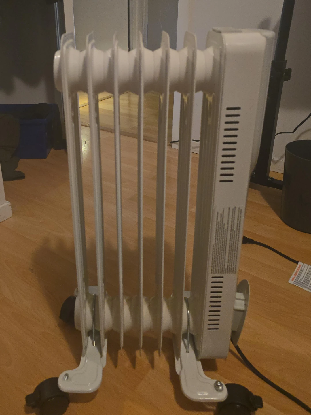 White Oil-Filled Radiator Heater with Wheels