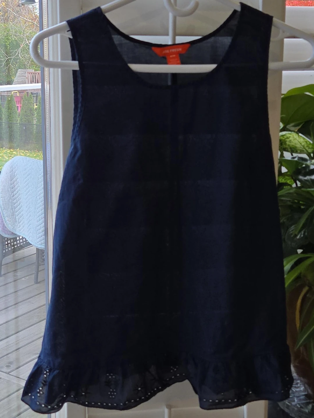 Joe Fresh Navy Blue Sleeveless Top - Size M image indicator(1)