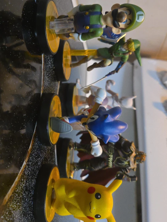 Nintendo Amiibo Figures - Luigi, Link, Pikachu, Sonic +