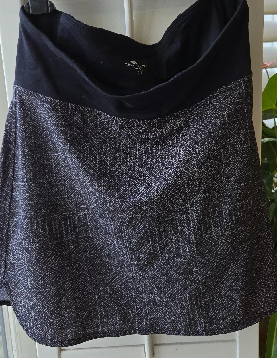 Tune Athletic Skirt - Size S