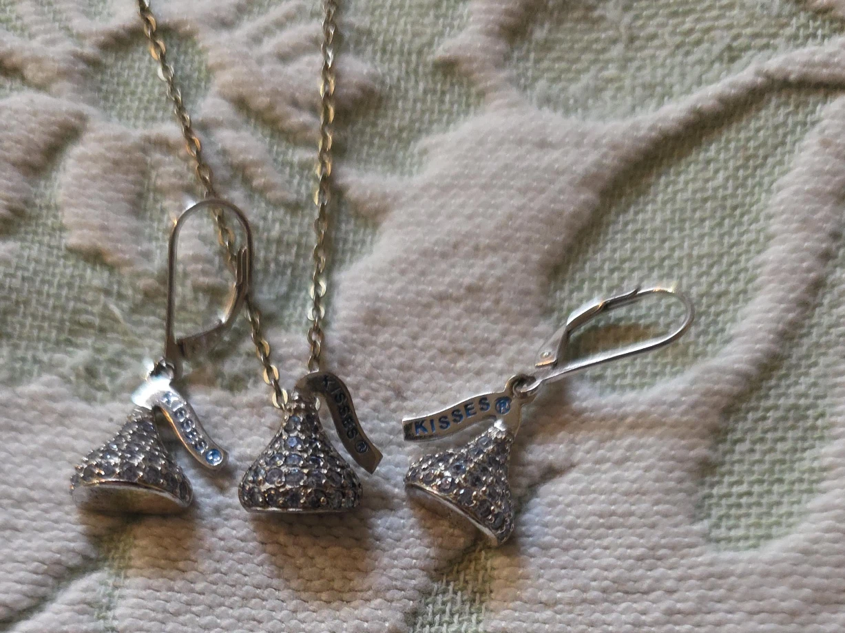 Hershey's Kisses Necklace & Earrings Set