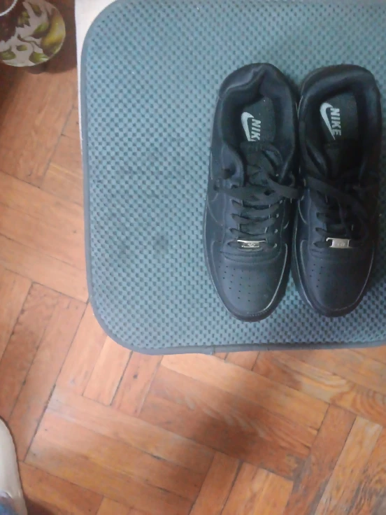 Nike Air Force 1 Black