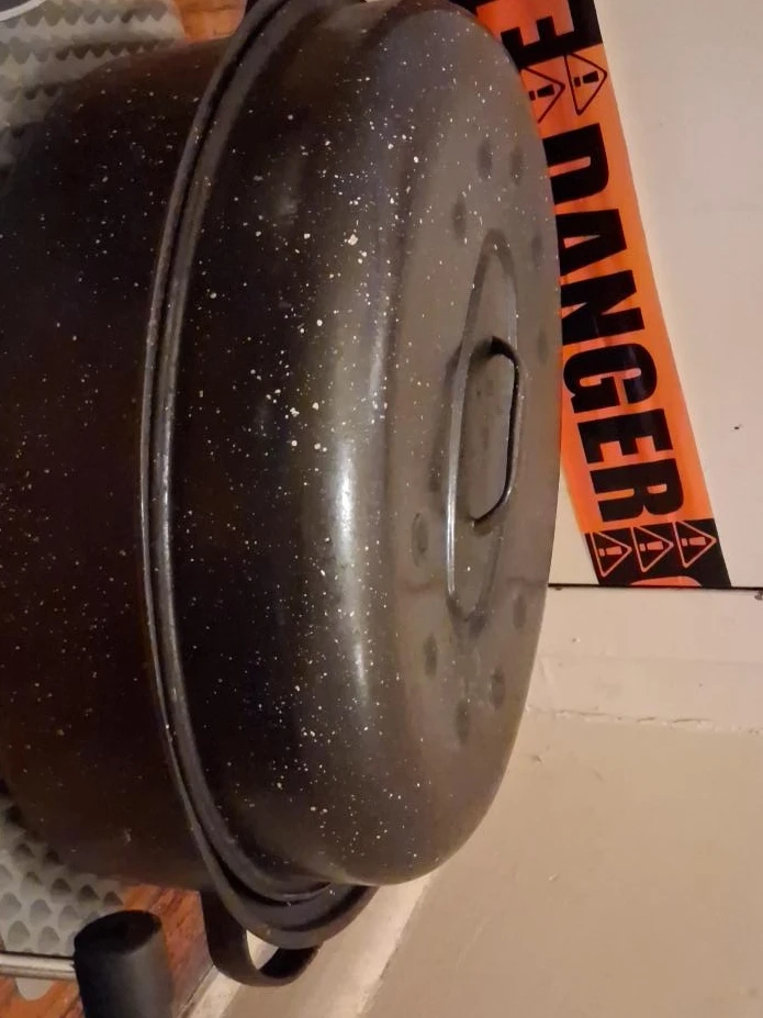 Roasting Pan with Lid