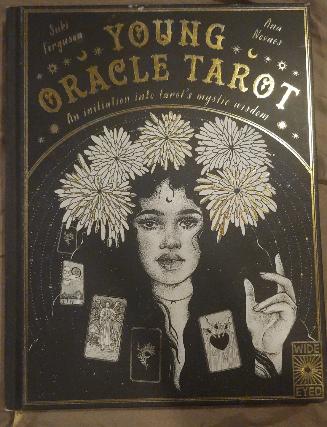 Young Oracle Tarot Book