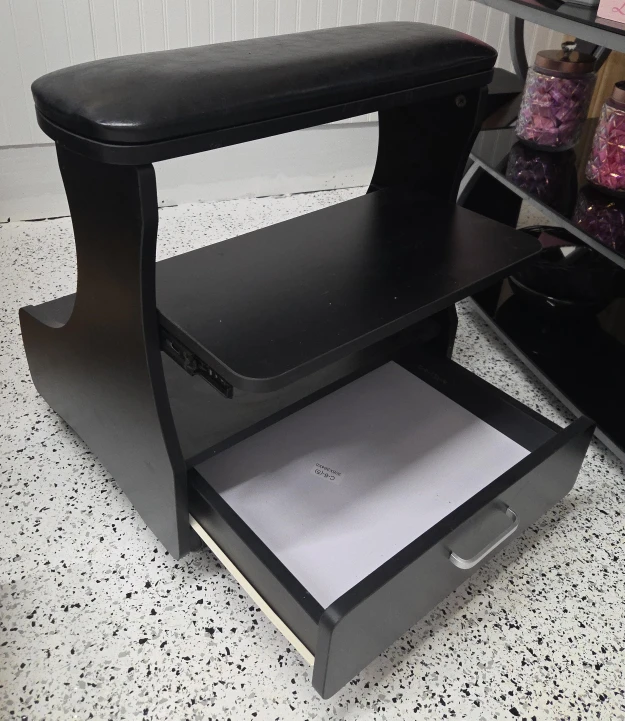 Black Pedicure Table with Drawer image indicator(1)