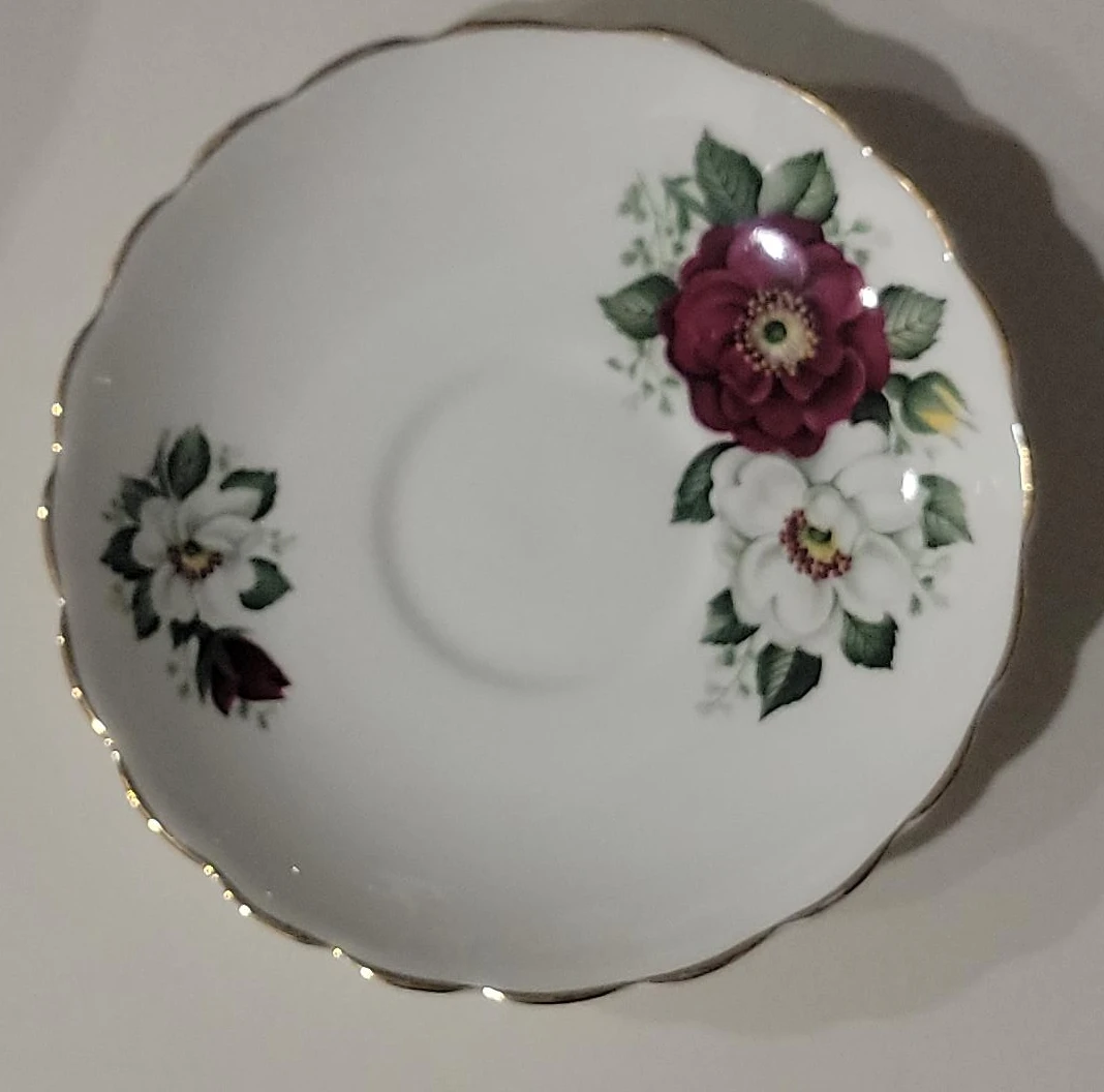 Bone China England Saucer thumbnail