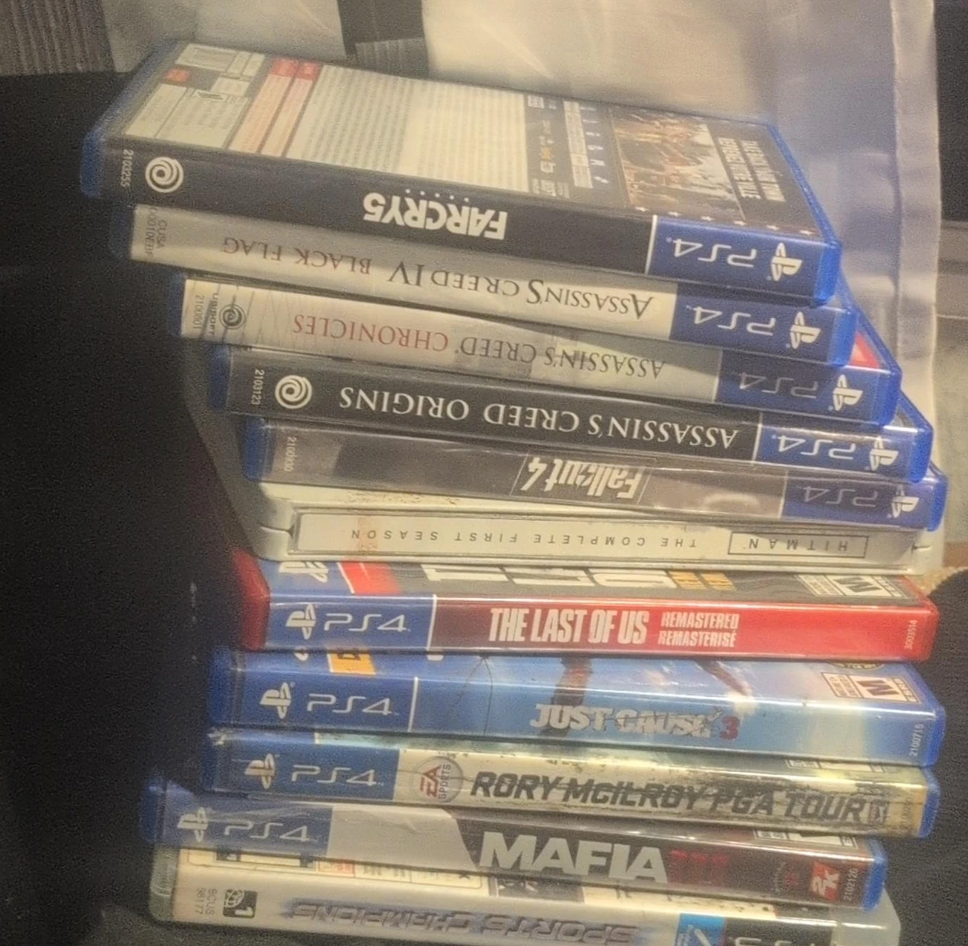 PS4 Games Bundle - Assassin's Creed, Fallout, Last of Us thumbnail