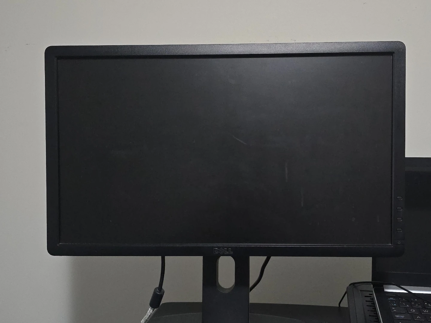 Dell P2212HF 22-inch LCD Monitor thumbnail