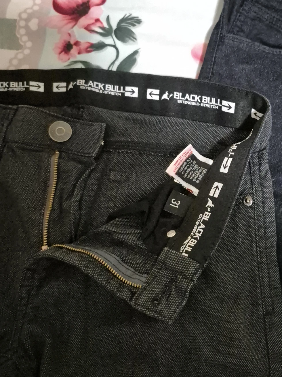 Black Bull Extensible-Stretch Jeans - Size 31