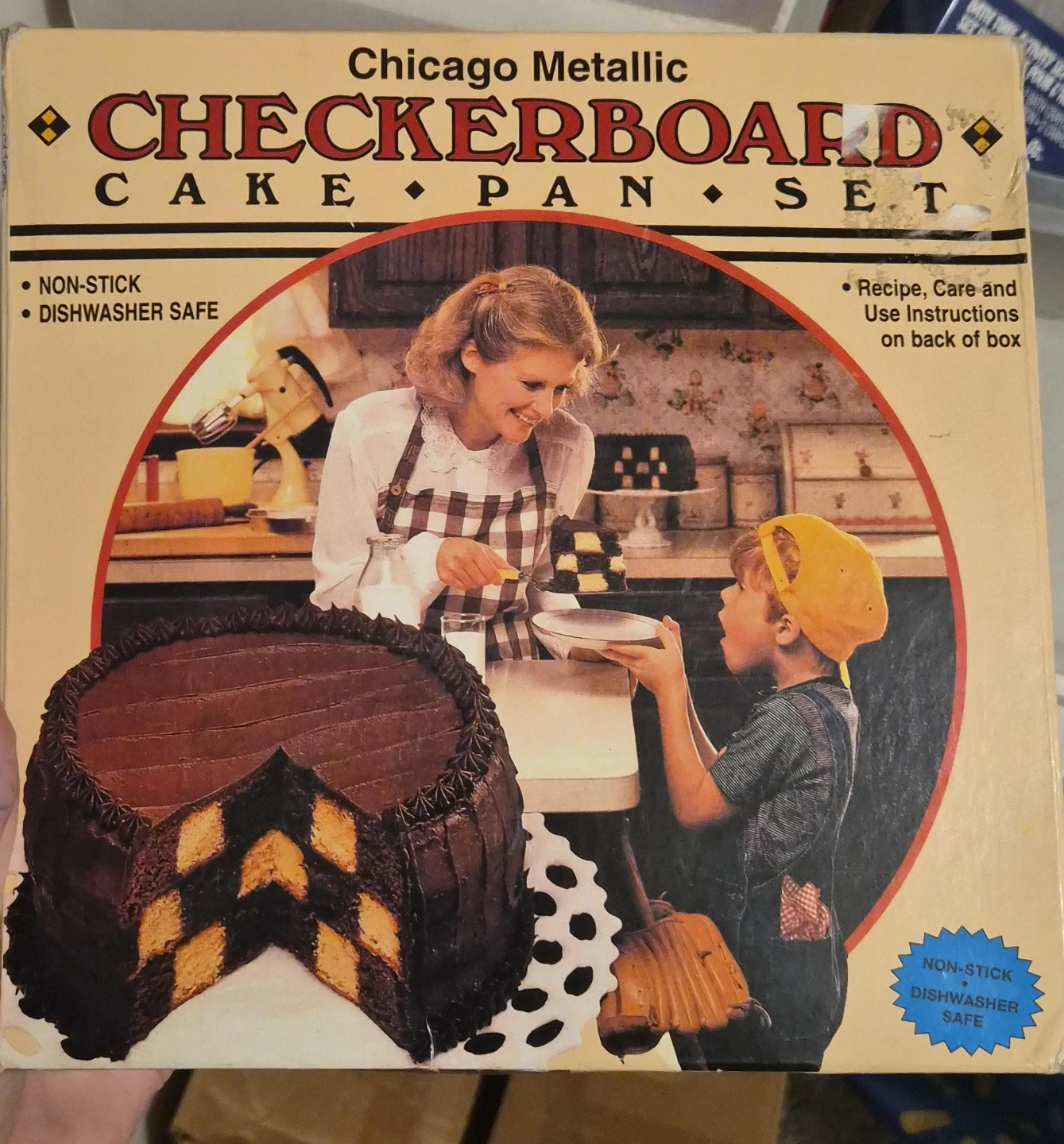 Chicago Metallic Checkerboard Cake Pan Set