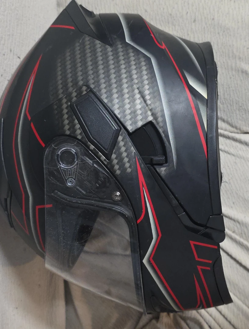 Nitron Motorcycle Helmet - Black and Red