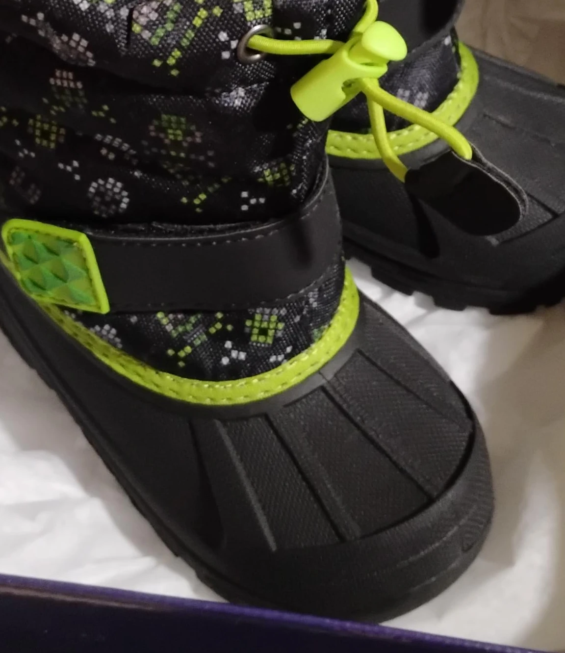 Elements toddlers Winter Boots - Size 8 image indicator(3)