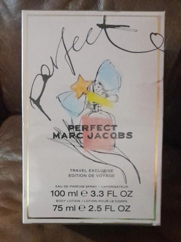 Marc Jacobs Perfect Travel Edition Set