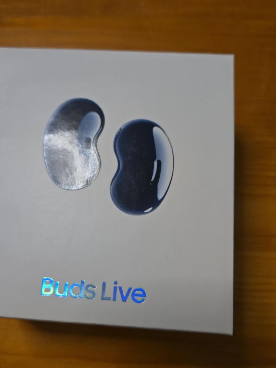Samsung Galaxy Buds Live - Like New!