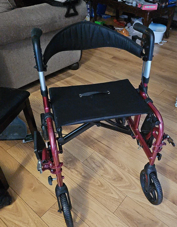 Rollator Walker/ Wheelchair with Seat