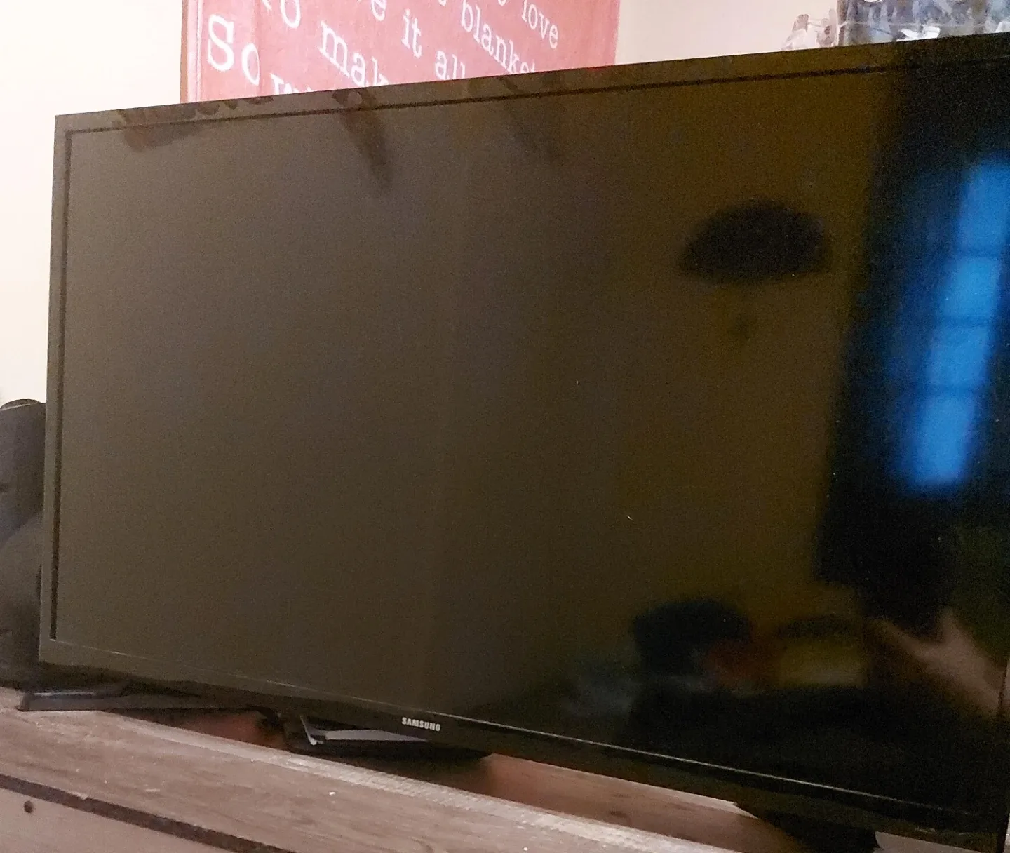 Samsung TV - Great Condition!