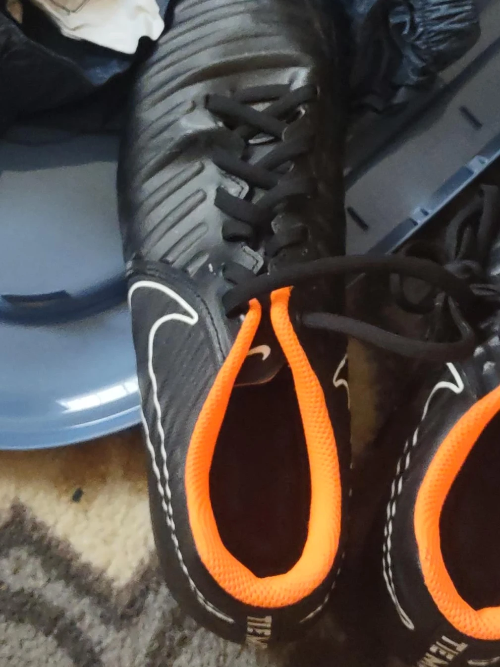 Nike Tiempo Soccer Cleats - Size US 7