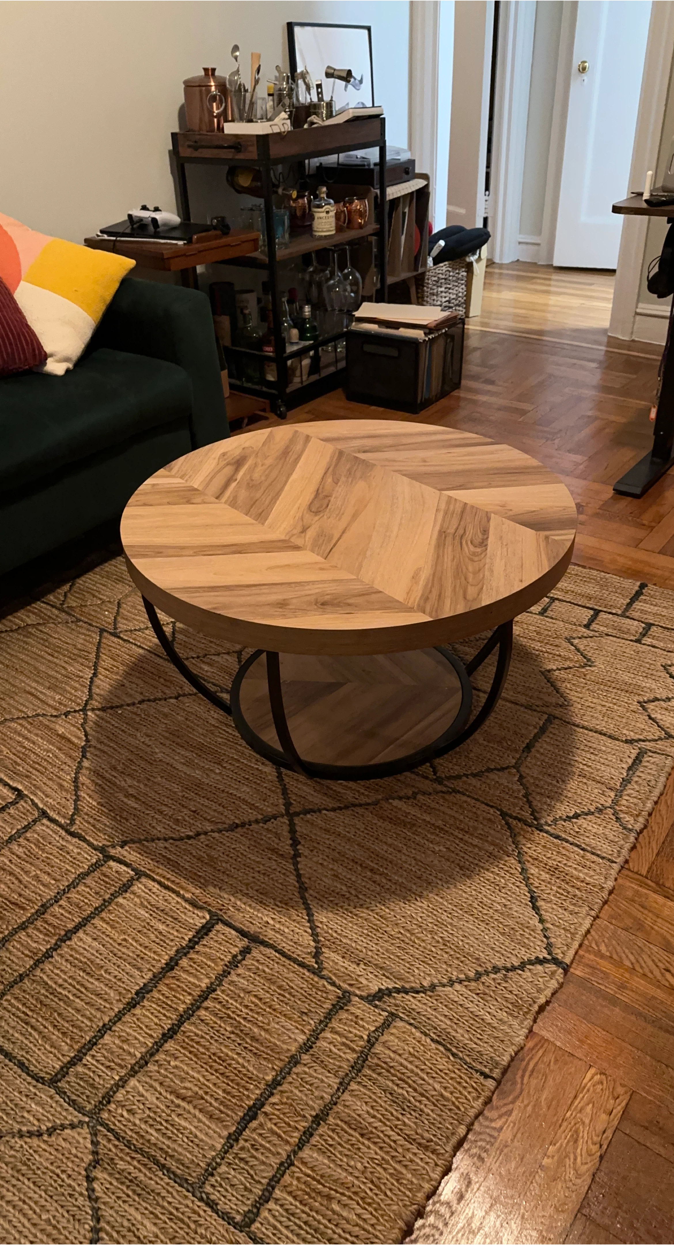 Round Wooden Coffee Table 31”