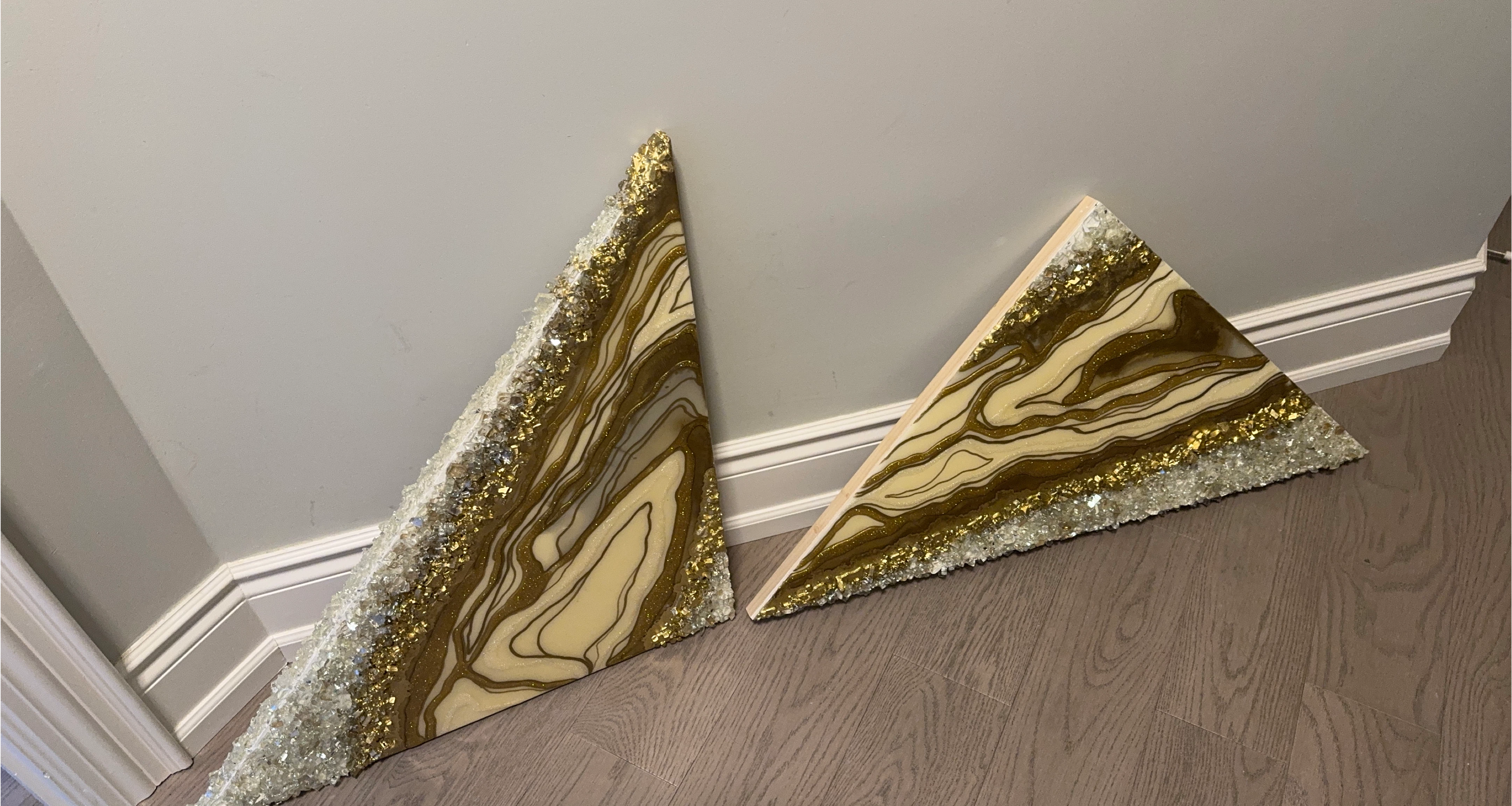 Triangle Resin Wall Art - Gold & Cream