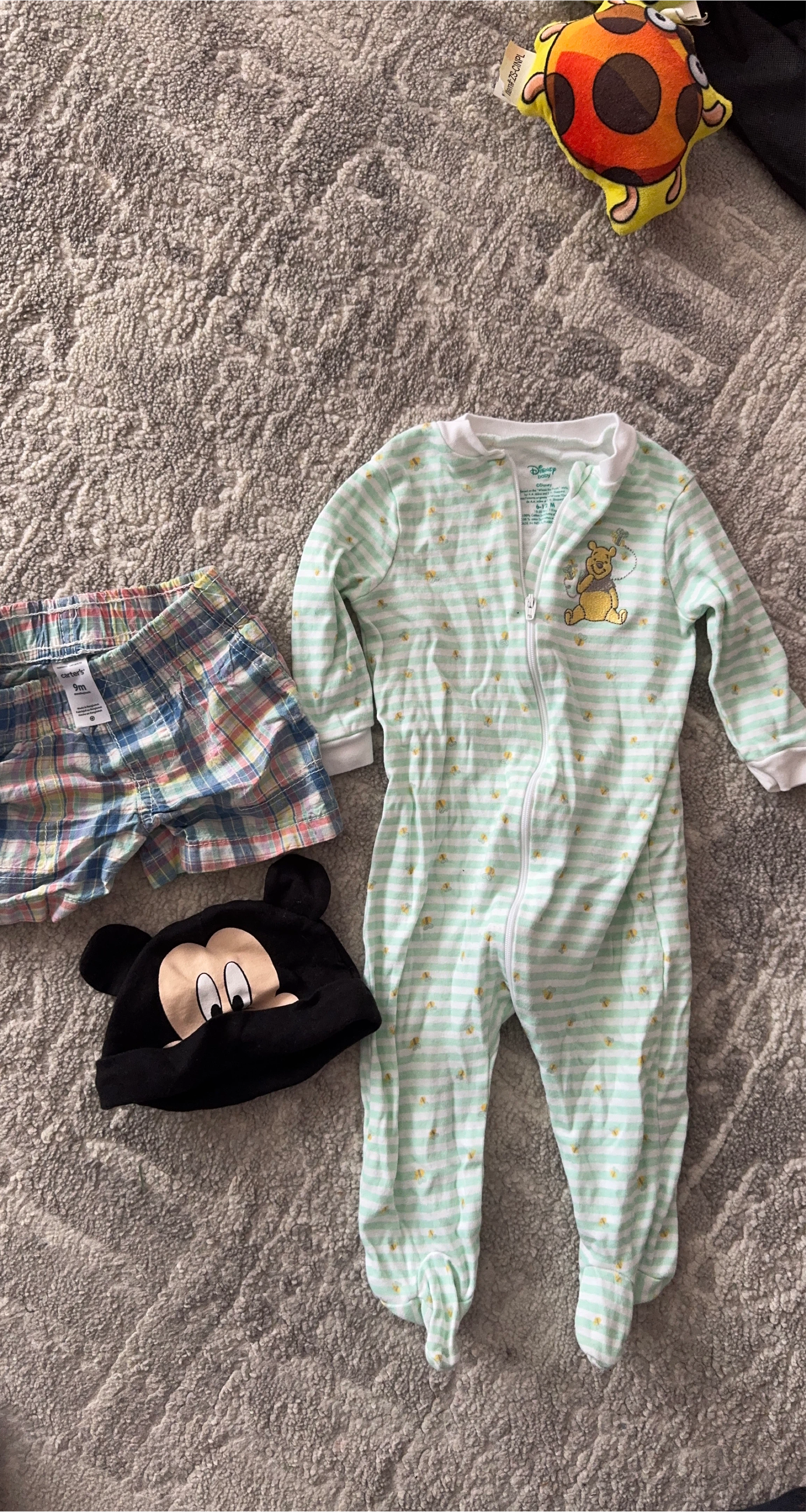 Disney Baby Bundle: Winnie the Pooh Sleepsuit & More image indicator(2)
