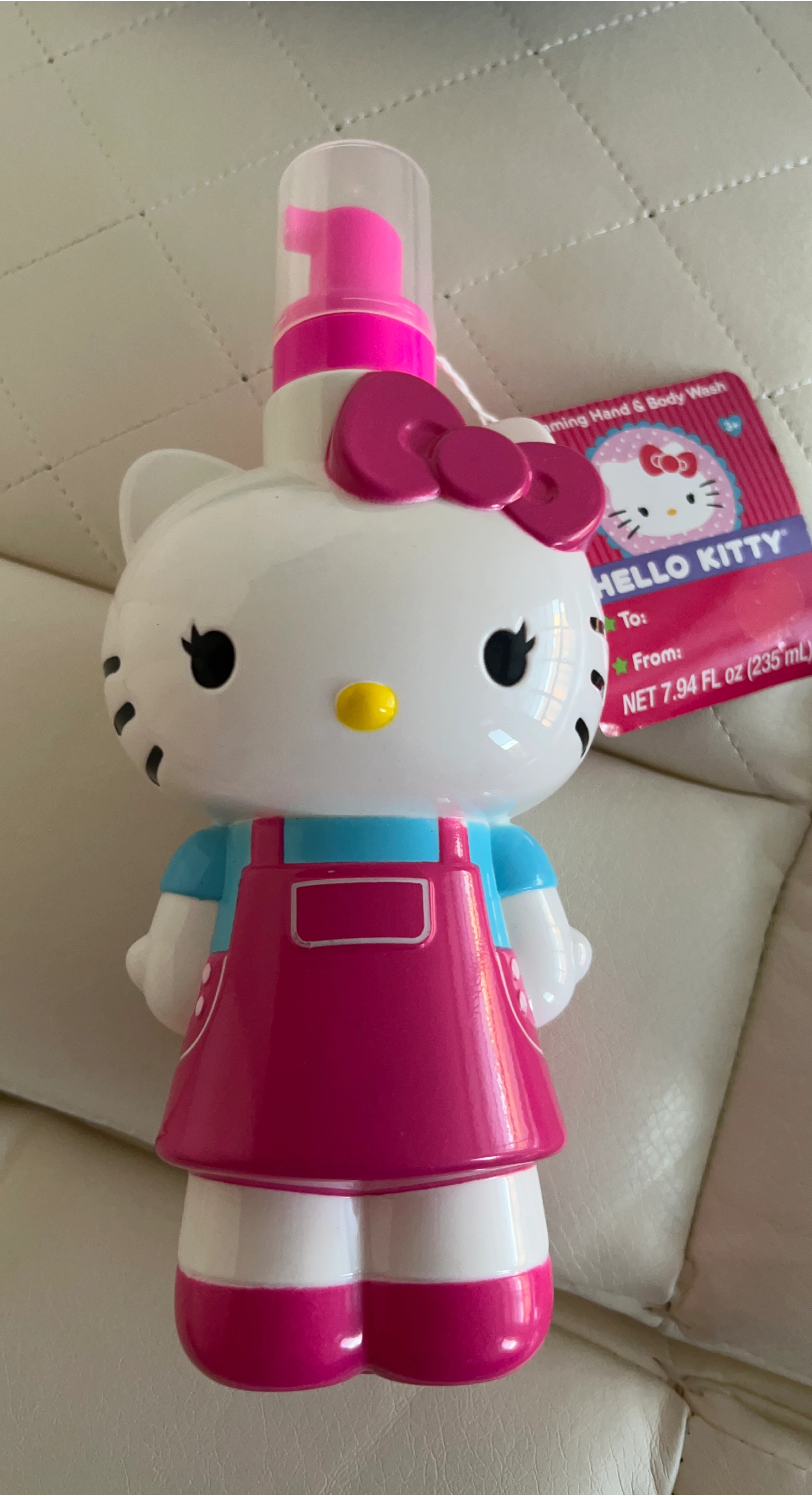 Hello Kitty Foaming Hand & Body Wash 7.94 fl oz