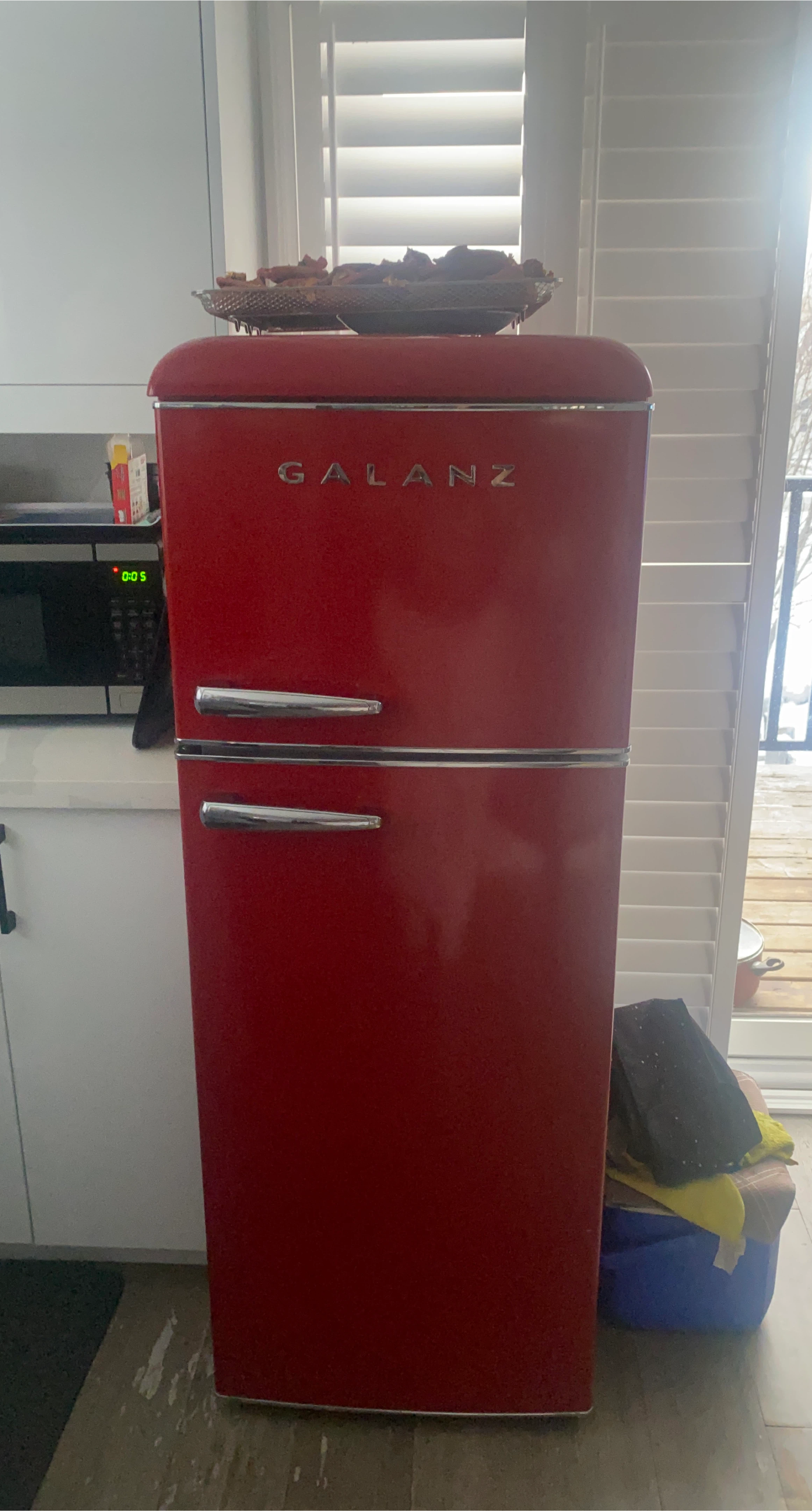 Galanz Retro Refrigerator - Red