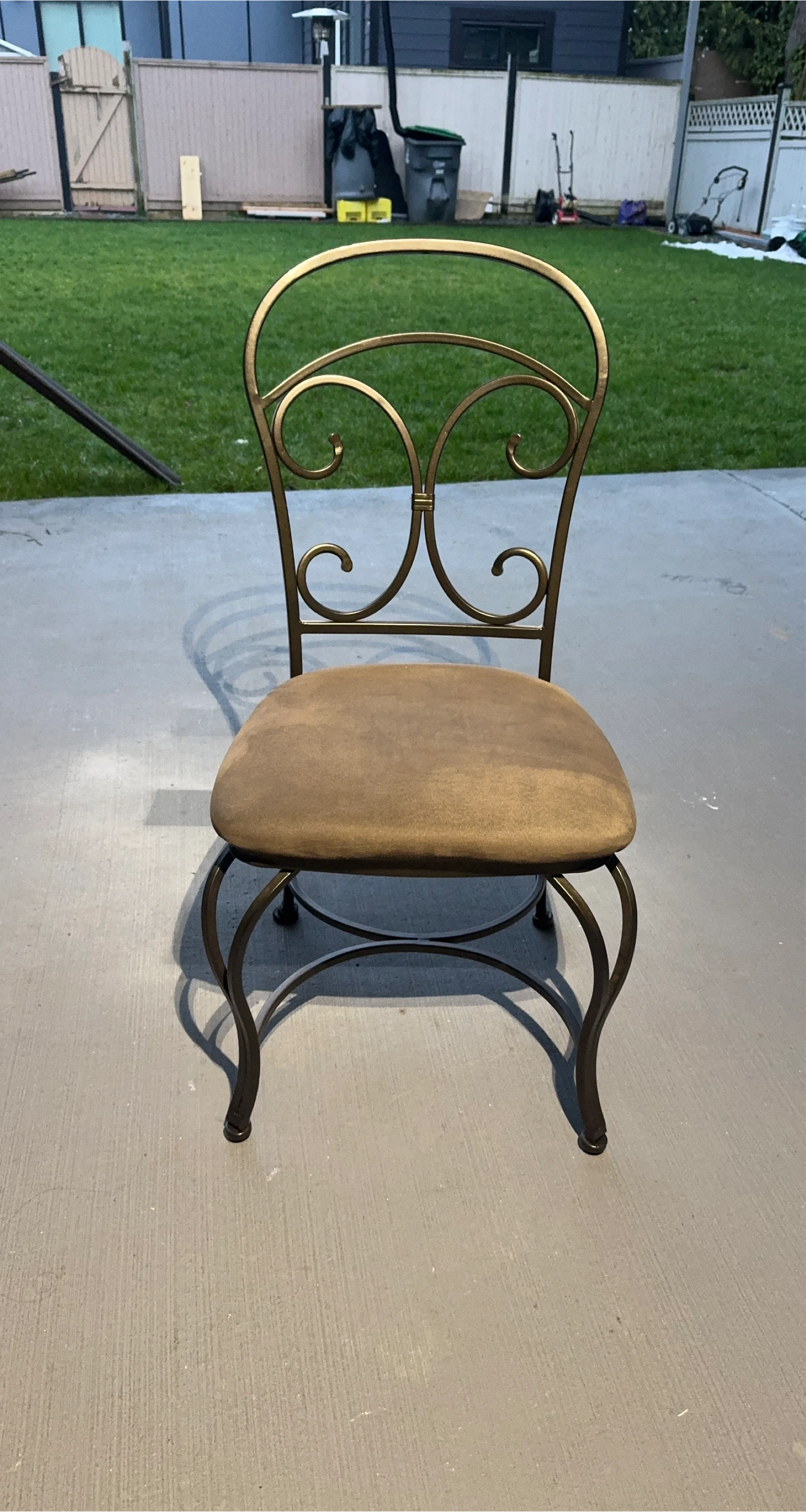 Brown Metal Frame Accent Chair #Cleanout