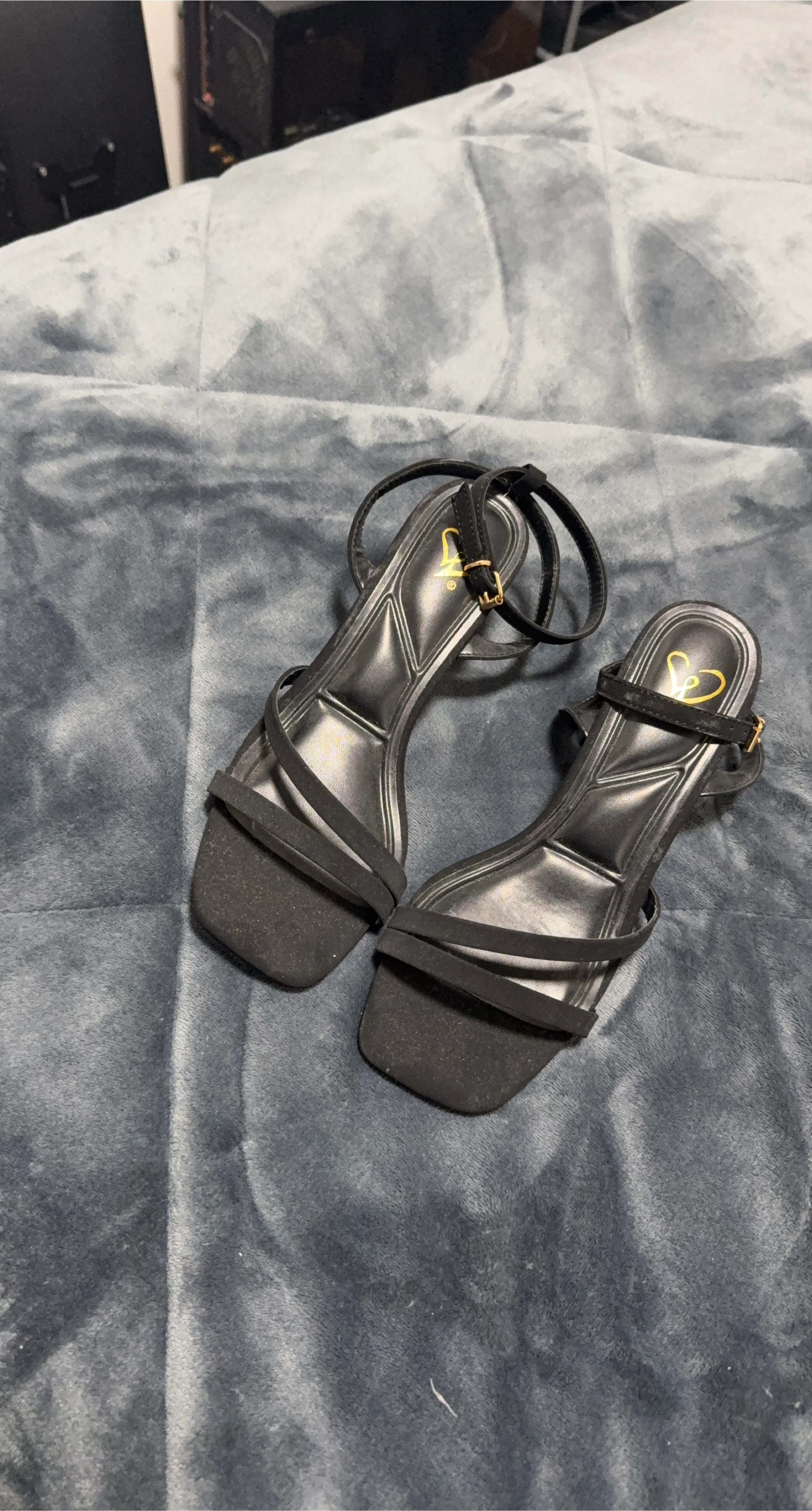 Black Heels - Size 7.5 image indicator(2)