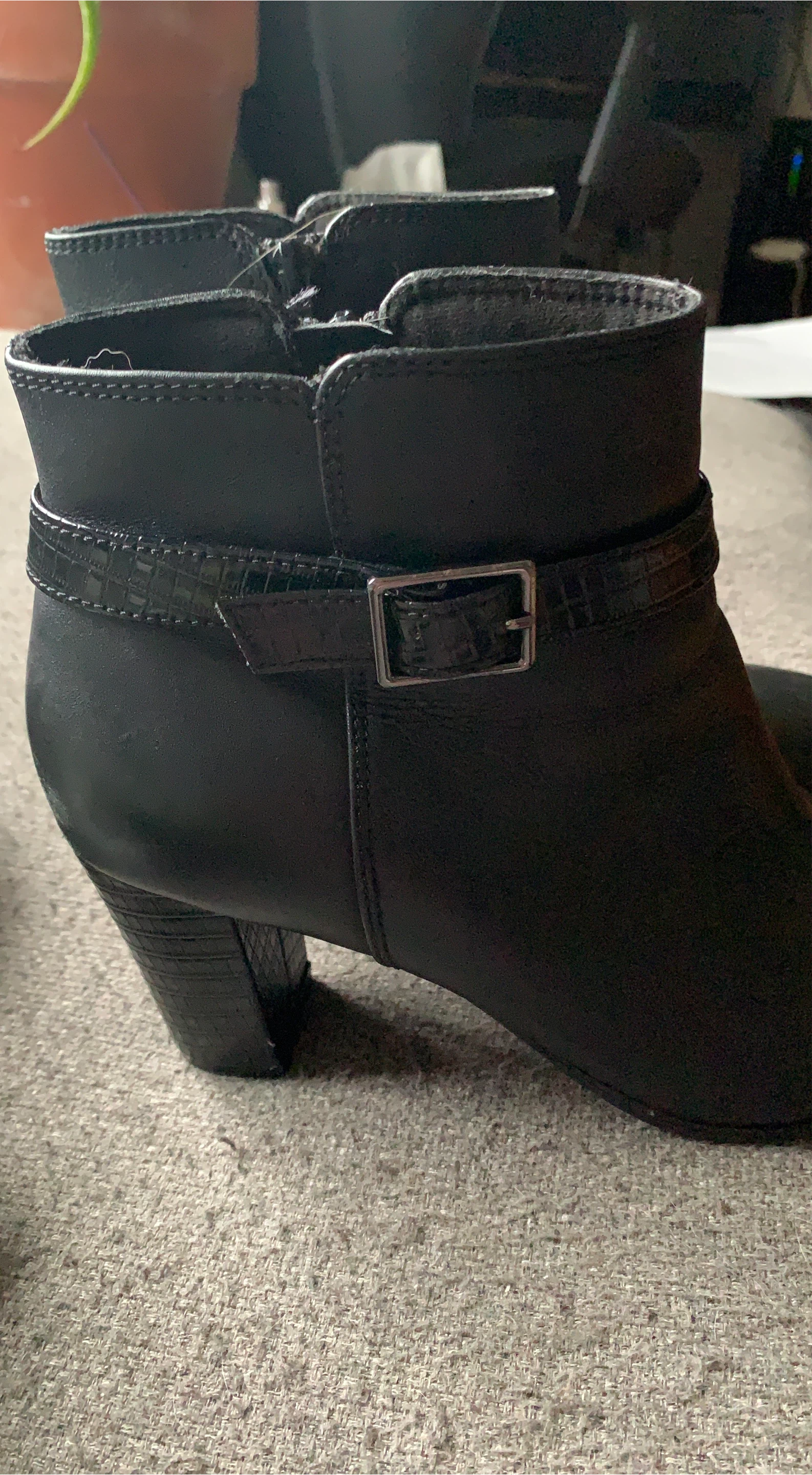 Clarks Black Ankle Boots - Size 8.5
