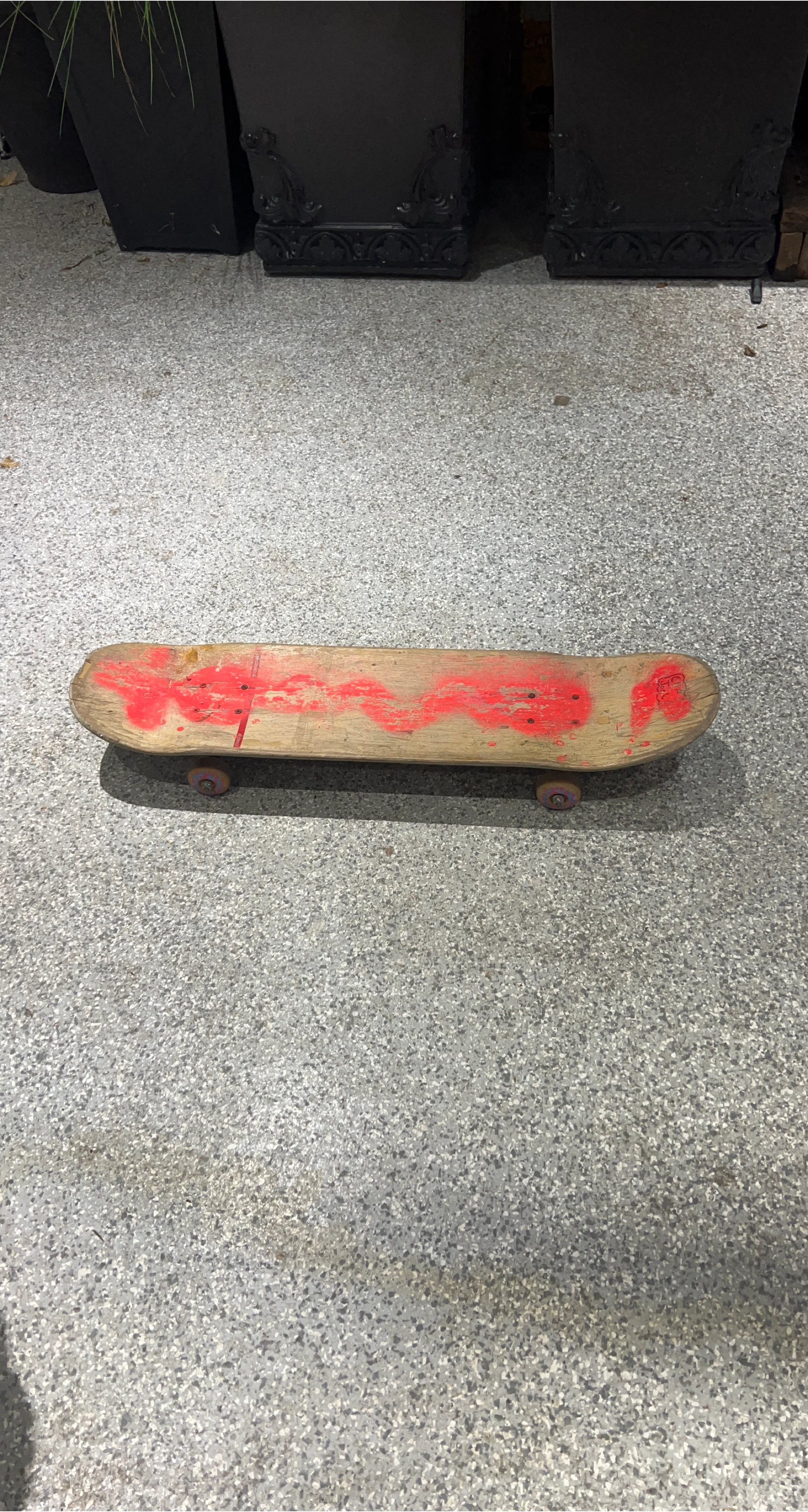 DC Shoes Skateboard - Aesthetics