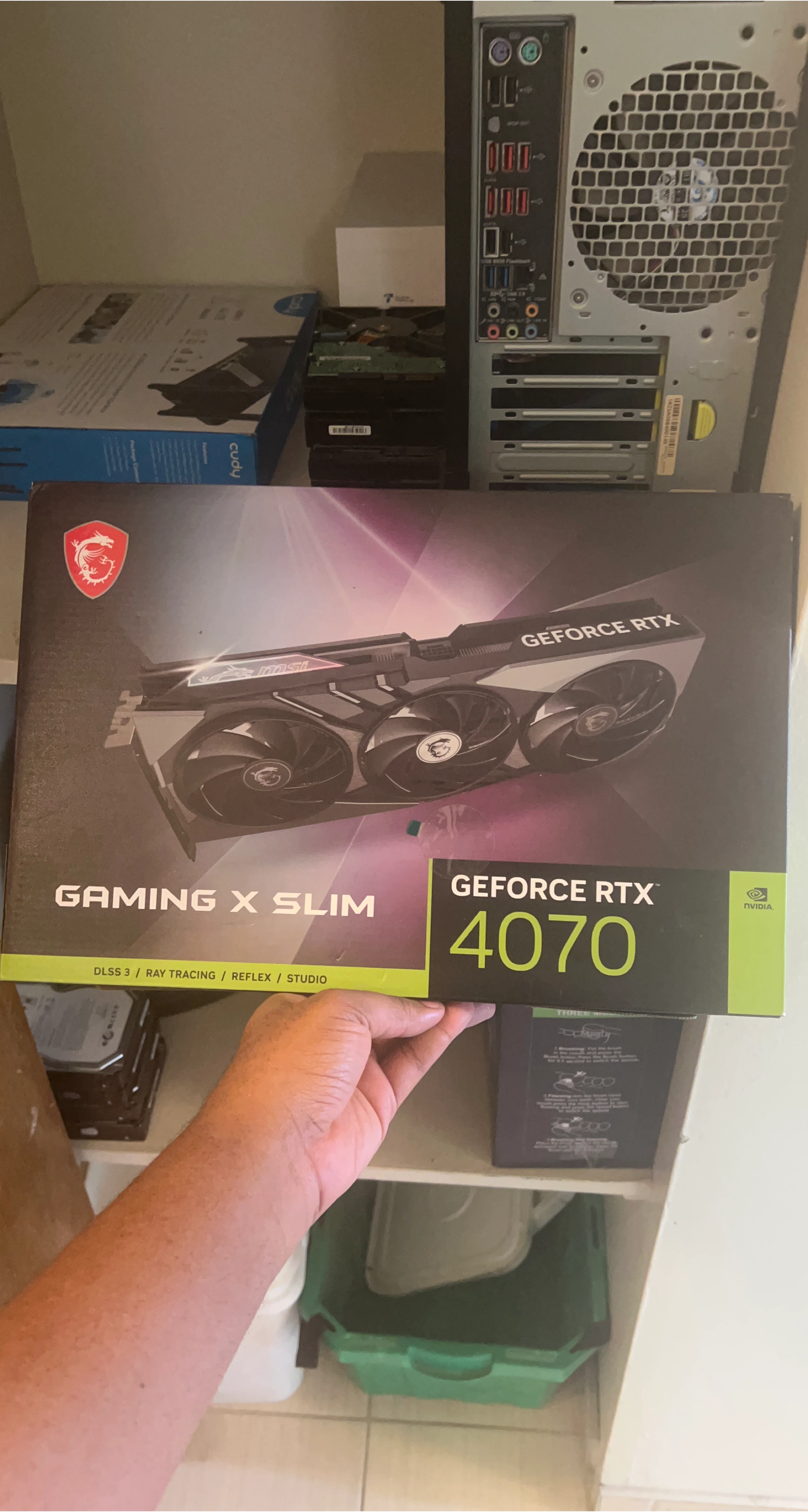 MSI GeForce RTX 4070 Gaming X Slim
